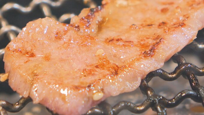 ハイカロリー、ボリュームたっぷりの背徳感溢れる料理　“ギルティグルメ”市場は山梨県内にも？　|　山梨のニュース | ＵＴＹテレビ山梨