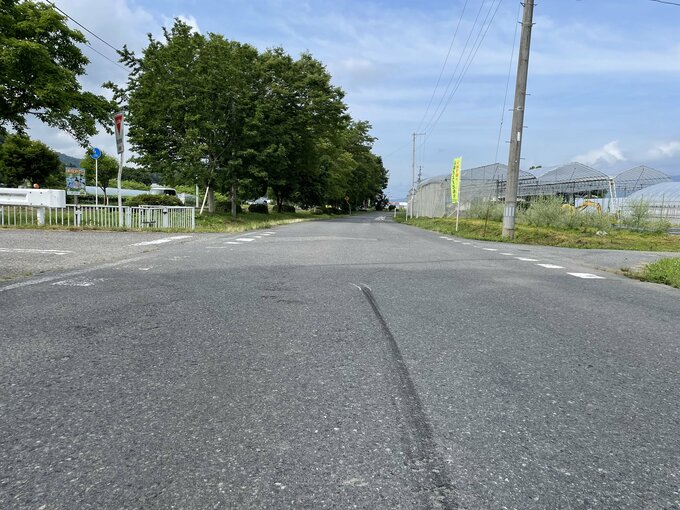 白鷹町の重体事故　意識不明の大型バイクの男性は長井市の会社員(34) (山形・長井署）　|　山形のニュース│TUYテレビユー山形