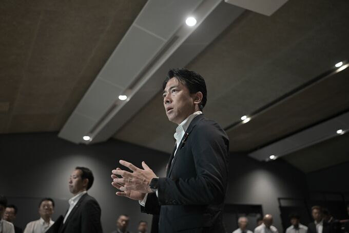 自民総裁選は10月4日実施へ､小泉氏｢野党と政治動かすこと問われる｣