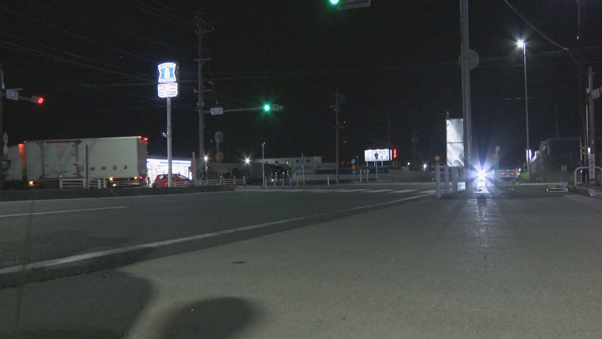 大型トラックにはねられ死亡した女の子は小学３年生と判明　愛知・飛島村