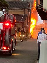 住宅2棟と納屋1棟焼失 焼け跡から1人の遺体見つかる 50代女性と連絡とれず 富山・氷見市|TBS NEWS DIG