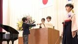 思い出や目標を胸に学び舎に別れ 静岡市内の小学校76校で卒業式|TBS NEWS DIG