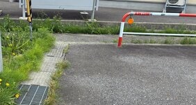 「かまれて出血している」用水からクマ 飛び出し…散歩中の40代女性 顔、頭、首に引っかき傷の「中等症」一夜明けて猟友会などが警戒　富山　|TBS NEWS DIG