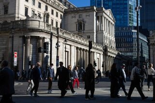 英中銀、エコノミストは年内金利据え置き見込む－ブルームバーグ調査| TBS CROSS DIG with Bloomberg