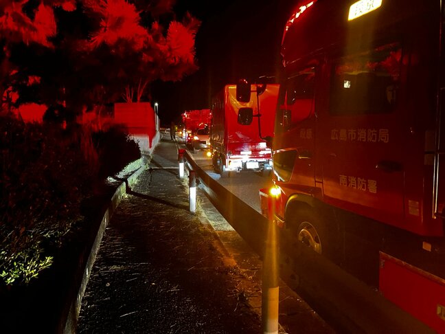 「山に火が燃え移った」安芸区上瀬野町で山火事 消防が消火活動にあたる 広島|TBS NEWS DIG