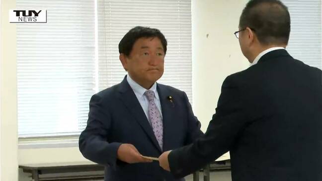 「与党も野党もなく県代表」参議院議員選挙で当選　芳賀道也さんに当選証書（山形）|TBS NEWS DIG
