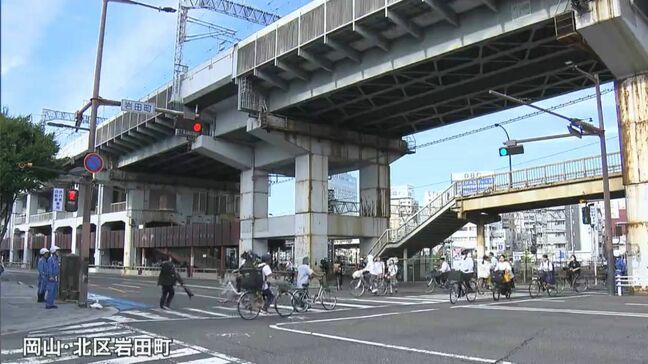 自転車の「ながらスマホ」はダメ！岡山県内88か所で自転車の交通指導と取り締まり|TBS NEWS DIG
