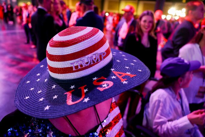 米国以外の資産下落、トランプ氏の米国第一主義で最悪の懸念が現実に