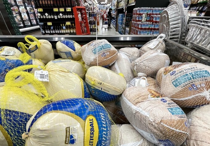 米国のフードバンク苦境、感謝祭を控え七面鳥の価格高騰・生産減響く