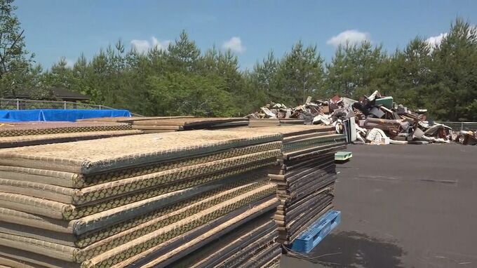 石川・珠洲市で災害廃棄物の畳や布団が大量に…一部を金沢市が受け入れ　|　石川県のニュース｜MRO北陸放送