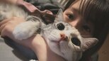 【 ねこ 】小池里奈さん「なんでこんなにかわいいの」愛猫・まめを抱きしめて潤み目|TBS NEWS DIG