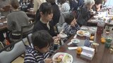 七草粥を食べ今年1年の健康願う 甲斐善光寺で「七草法要」|TBS NEWS DIG