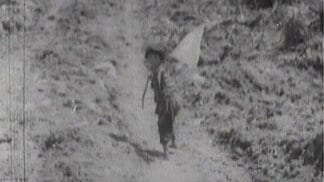 「白旗の少女」は今87歳- 食糧調達から戻らなかった父、逃げ惑った戦場で息絶えた兄… 7歳の少女は「命をつなげ」と託された白旗を手に壕を出た | 沖縄のニュース|RBC 琉球放送