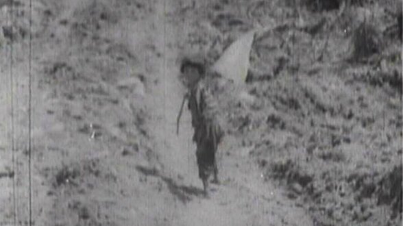 「白旗の少女」は今87歳－　食糧調達から戻らなかった父、逃げ惑った戦場で息絶えた兄…　7歳の少女は「命をつなげ」と託された白旗を手に壕を出た　|　沖縄のニュース｜RBC 琉球放送