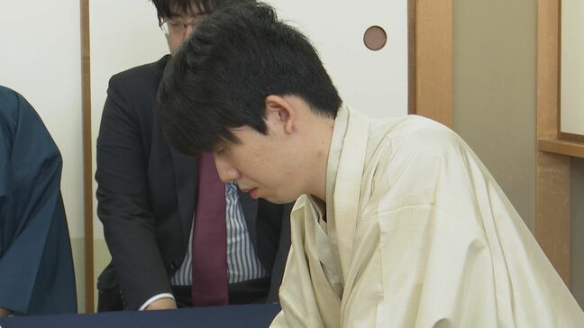 藤井聡太七冠(22)6連覇に王手かけるか タイトル戦初登場の杉本和陽六段と対局  棋聖戦第2局は兵庫のホテルニューアワジ|TBS NEWS DIG
