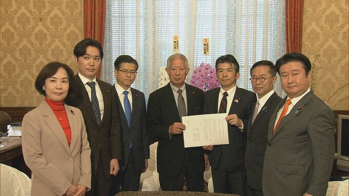 野党側、予算案の充実した審議を求め衆院議長に申し入れ