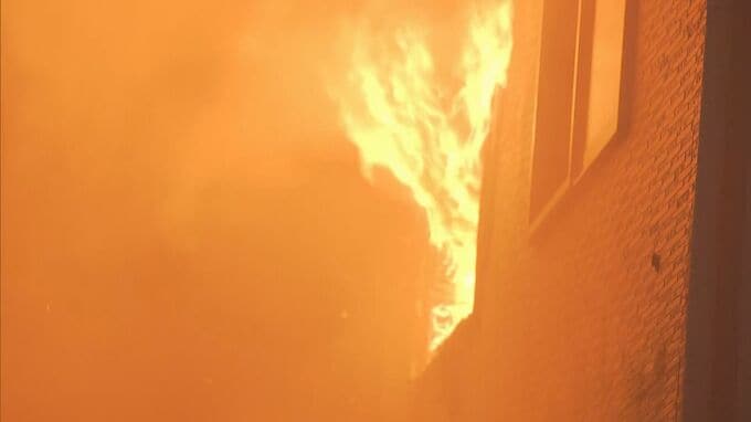 「2階が燃えている」住宅火災で40代女性死亡、70代女性けが　福島・いわき市|TBS NEWS DIG