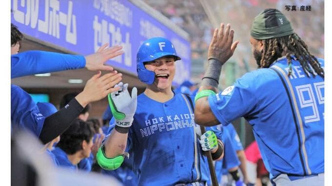 【日本ハム】逆転勝ちで今季2度目の8連勝！2位・西武と0差ピタリ 進藤同点スクイズ 清宮幸16号V弾 有原6回2失点6勝目 福島プロ初S|TBS NEWS DIG