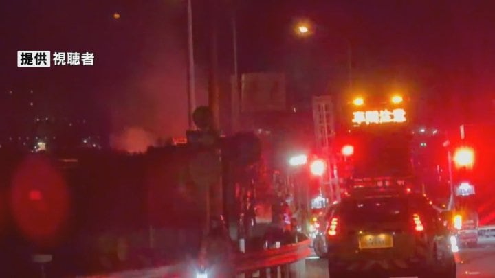 大型トラックが炎上　中央道・上り線の小淵沢ICー韮崎ICが約6時間にわたり通行止め　山梨