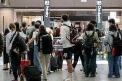 米空港の保安検査で乗客はもう「靴を脱がなくていい」　運輸保安局が方針転換で即日施行| TBS CROSS DIG with Bloomberg
