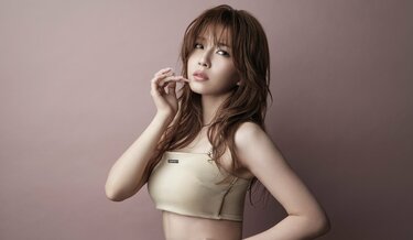 AAA 激レア 宇野実彩子写真集UNO 直筆サイン入り 7/16発売写真
