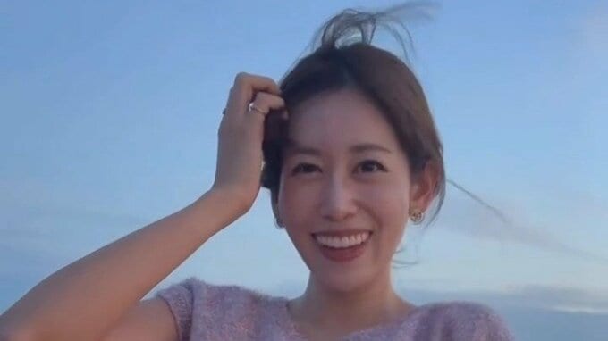 【 中川安奈 】クルーザーで洋上へ「夜風に吹かれて前髪フライアウェイ」でも感激の笑顔|TBS NEWS DIG