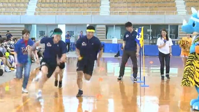 200人のファンが玉入れやシュート対決など選手と一緒に運動会　バスケットボールB3・トライフープ岡山がファン感謝祭開催【岡山】　|　岡山・香川のニュース | 天気 | RSK山陽放送