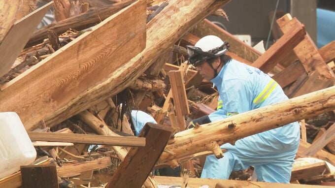 【速報】4人不明の川で1人発見「人の頭らしきものが見える」高齢男性か、救出急ぐ 石川・輪島市　|　石川県のニュース｜MRO北陸放送