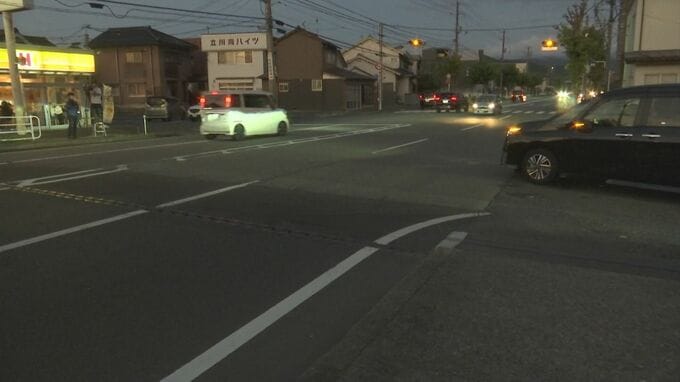 県道交差点で自転車の高齢女性(75)が軽乗用車にはねられ重体　現場には一時停止の標識も…出会い頭に衝突か　|　BSSニュース | BSS山陰放送