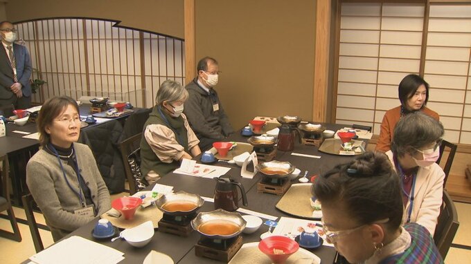 野菜たっぷりの「薬膳なべ」富山のくすりをアピール 　“富山やくぜん” 認定研修会　|　富山のニュース｜天気・防災｜チューリップテレビ