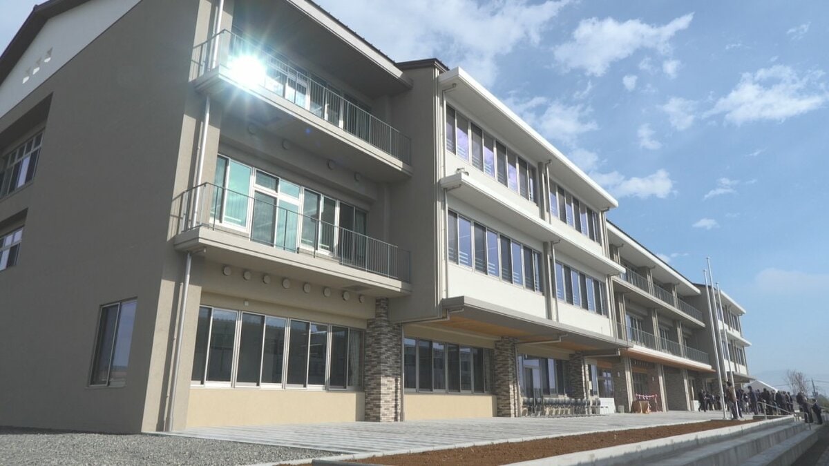 【中古】 山梨県の専門教養小学校全科（2010年度版） 山梨県の一般教養 参考書 (山梨県の教員採用試験「参考書」シリーズ