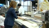 誰でもうどん職人に!麺のコシや太さを変えられる機械も 最新の食品製造機器を一堂に集めた展示会 | 福岡のニュース|RKB NEWS|RKB毎日放送