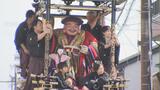 豪華絢爛な曳山が“越中の小京都”を練り歩き…担い手不足の中、女性4人が庵屋台で演奏 富山・南砺市 | 富山のニュース|天気・防災|チューリップテレビ