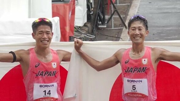 男子マラソン競歩、35歳・勝木隼人が金メダル!スタートから先頭を譲らない圧巻の強さ 2大会ぶりにアジアの頂点に輝く 諏⽅元郁は銅メダルで日本勢W表彰台 【アジア大会】|TBS NEWS DIG