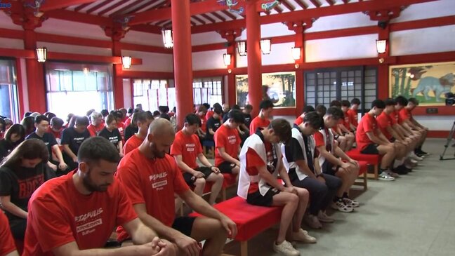 プロバスケットボールB2リーグの岩手ビッグブルズ 新シーズンの活躍誓い必勝祈願|TBS NEWS DIG