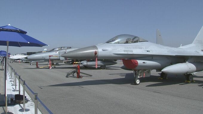 韓国・防衛産業の展示会を事前公開　米戦略爆撃機も航空ショーに参加へ