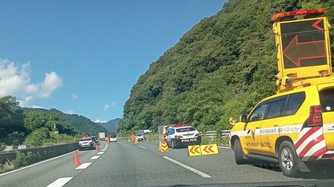 中央道下り線　大月JCTー勝沼IC　車2台の事故で渋滞　通過に1時間10分　【午前10時現在】　|　山梨のニュース | ＵＴＹテレビ山梨