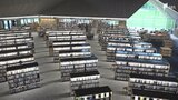 新しい市立図書館「ほんてらす」披露 伝統的な古民家モチーフ 29万冊収蔵計画 7月19日オープン=静岡・御殿場市 | 静岡のニュース | SBSNEWS | 静岡放送