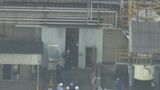 東ソー関連工場内爆発事故、死亡したのは社員の男性(47)、警察 3日も事故原因調べる|TBS NEWS DIG