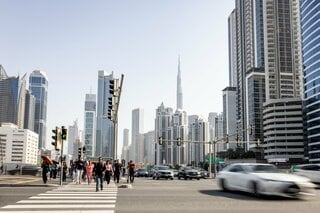 ゴールドマンとシティ、ドバイで出社見合わせ－イランの攻撃継続| TBS CROSS DIG with Bloomberg