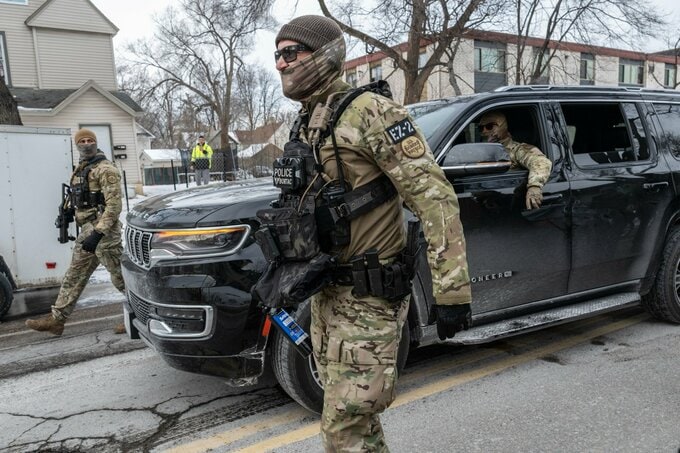 ミネソタ州、トランプ政権提訴－移民当局「前例なき大規模派遣」巡り