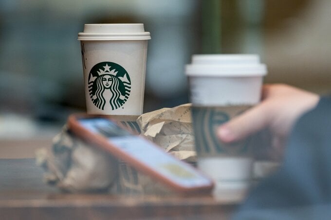 米スタバ、業績立て直しに弾み－既存店売上高が4四半期連続で増加
