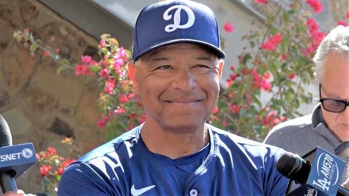 ド軍指揮官 山本初登板に「効率も良かった」、見守る大谷の姿に「なんていいチームメイトなんでしょう」と感心|TBS NEWS DIG