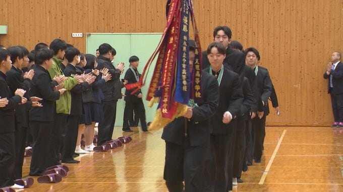 「もう踊りたいくらい嬉しかったです」八頭高校男子ホッケー部　全国優勝を報告　|　BSSニュース | BSS山陰放送