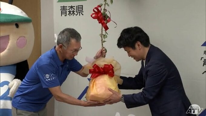 「ソメイヨシノ」や「ブルーベリー」など4種類・計117本を寄贈　青森市の自動車販売会社が県に贈呈して記念の植樹|TBS NEWS DIG