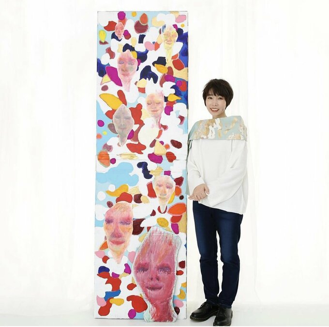52歳でアーティストデビュー　NY・新人発掘公募展で「入選」したのは、独学で描き続けた女性　作品のモデルは「棺の中の母」|TBS NEWS DIG