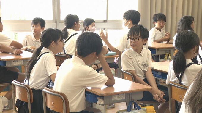 一足早く２学期スタート　教室に子どもたちの声が響く　熱中症対策で始業式は短縮|TBS NEWS DIG
