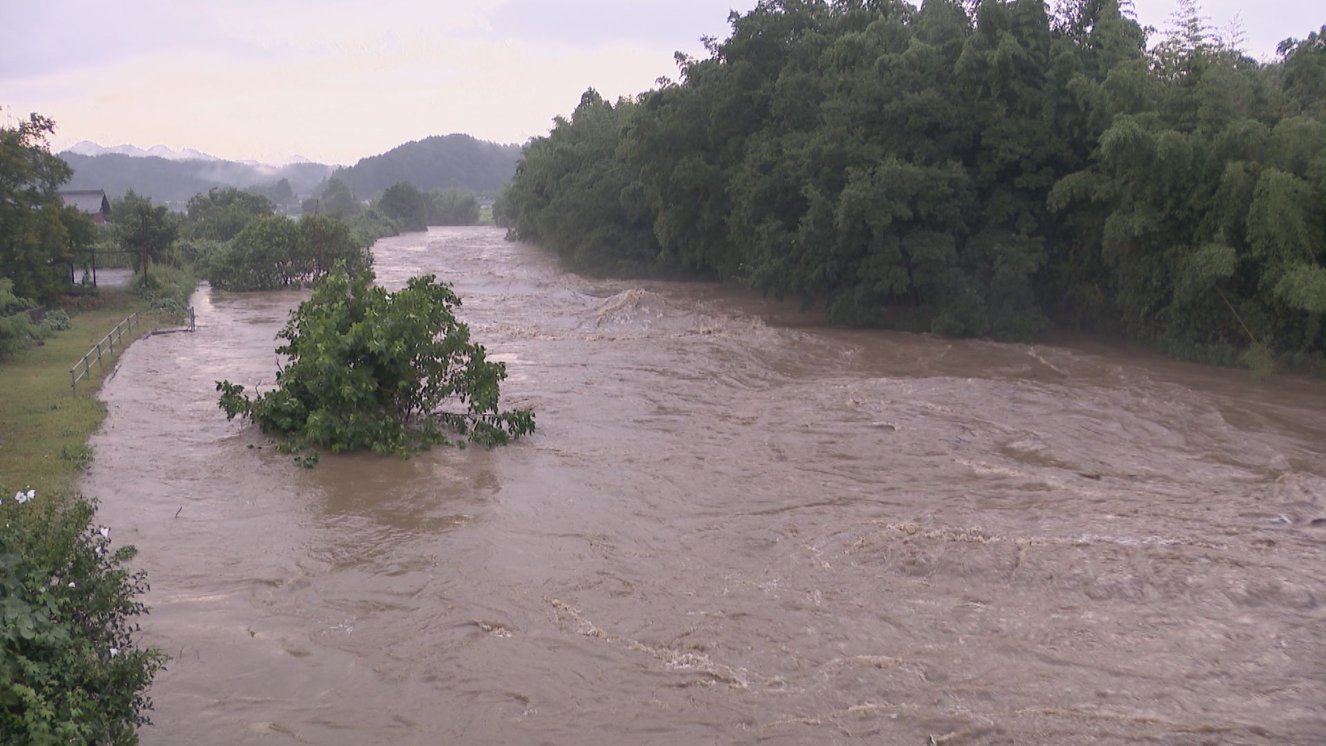 関市武芸川町で71歳女性が行方不明　大雨と関連か　16日夕に家族から届け出　警察が探すも見つからず