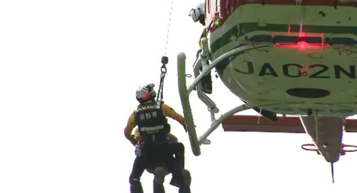 8年ぶりの実施 県の消防防災ヘリコプター使って救助の連携訓練（長野