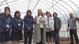 農作業で地域コミュニティの再生を!「ふるさとハウスプロジェクト」に俳優・仲間由紀恵さんも応援|TBS NEWS DIG